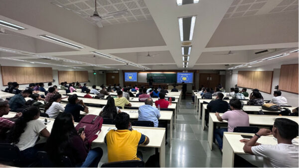 Encryptus執行長使用IIT孟買TechFest倡導加密教育 6 Encryptus